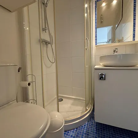 Cosy Au Centre, A Deux Pas De La Plage, Equipe Pour 4 Personnes - Fr-1-197-330 Apartment *